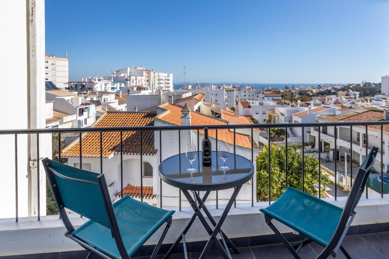 Stay On Top Apartments Лагос Екстериор снимка