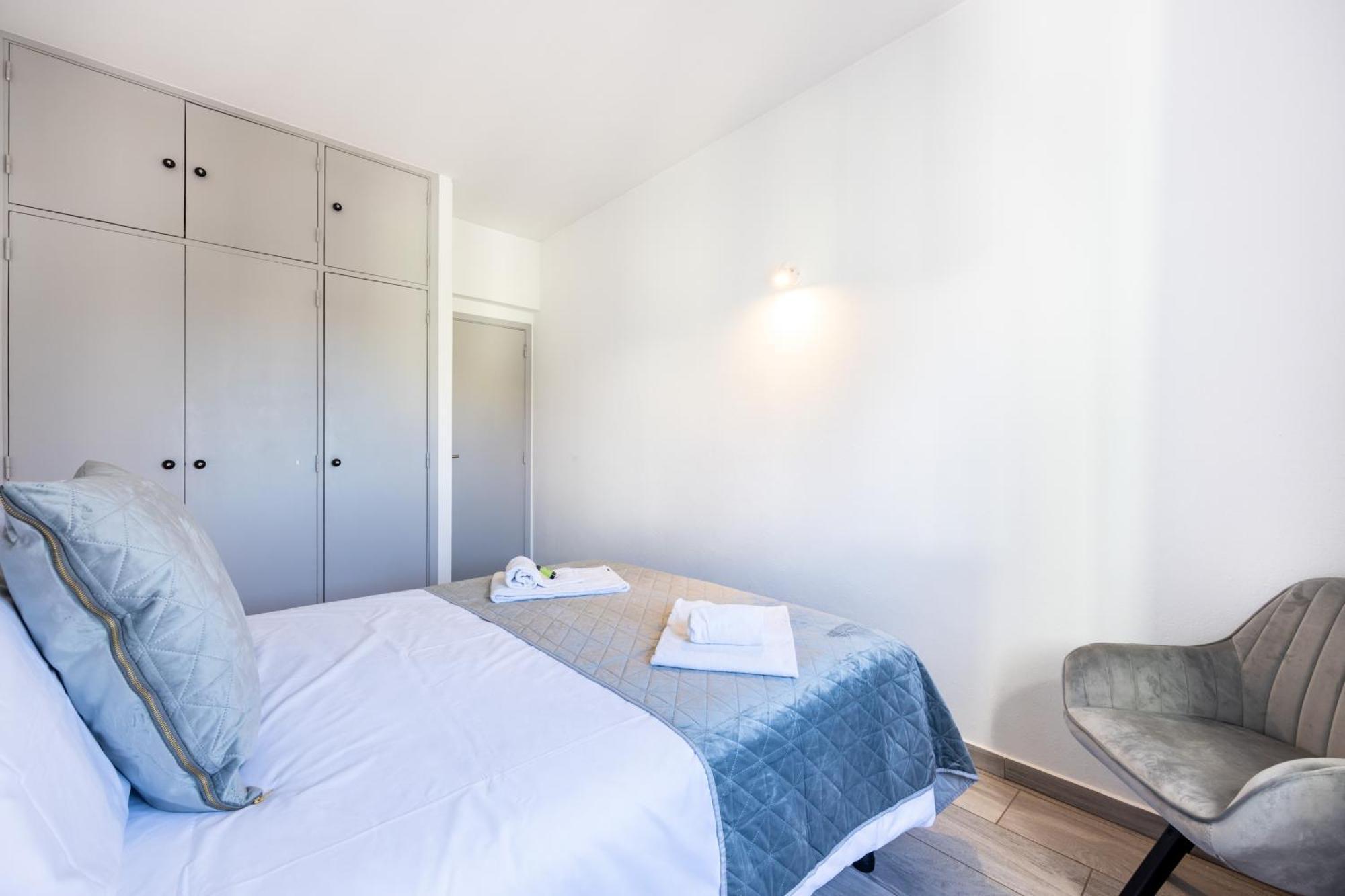 Stay On Top Apartments Лагос Екстериор снимка