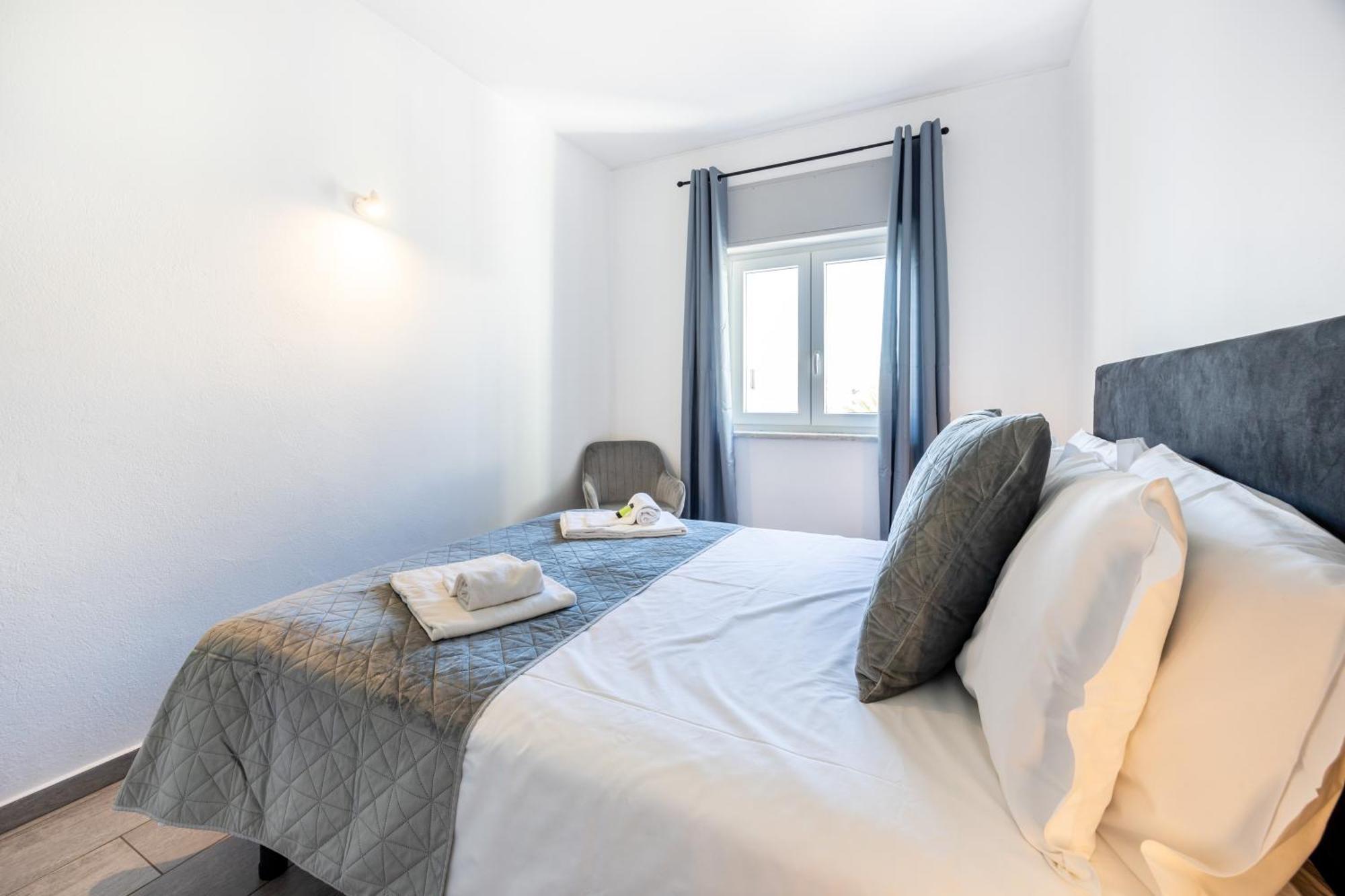 Stay On Top Apartments Лагос Екстериор снимка